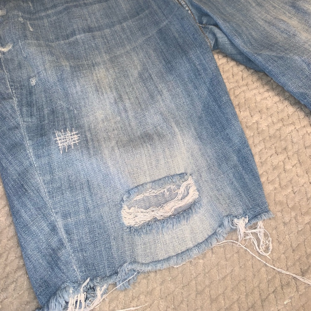 5/$25!! Knee Length Distressed Denim Shorts